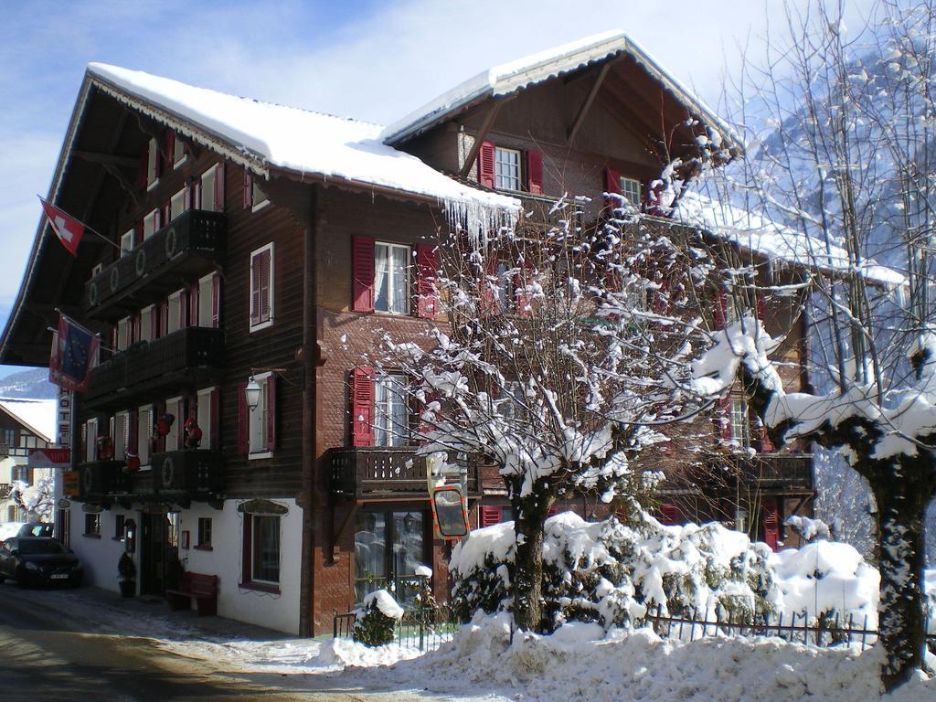 Hotel Des Alpes Champéry Buitenkant foto