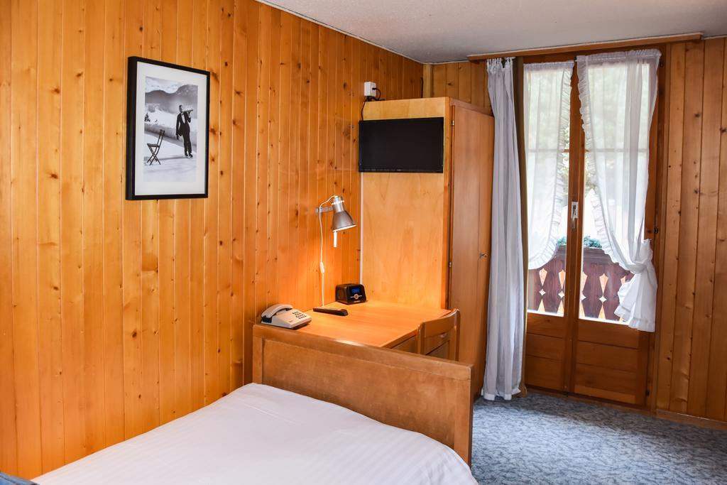 Hotel Des Alpes Champéry Kamer foto